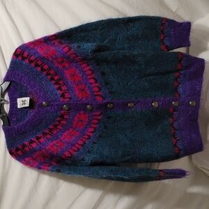 SALE! Icelandic Handknit Mohair/Wool Blend 8 Button Closure Sweater (BX37)